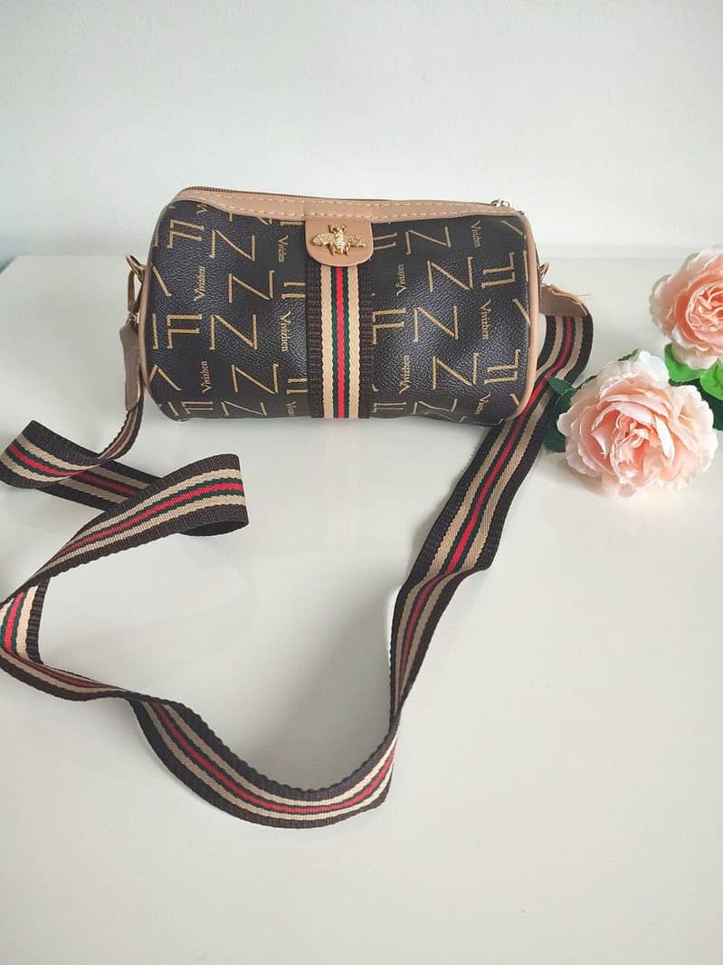 GUCCI 4