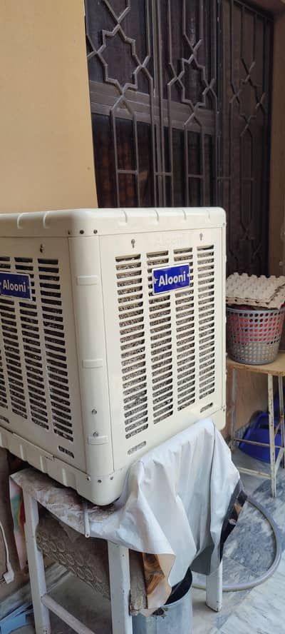 alooni cooler like brand new