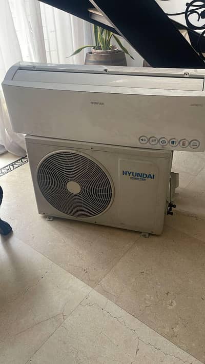Hyundai 1.5 ton ac gas leaked