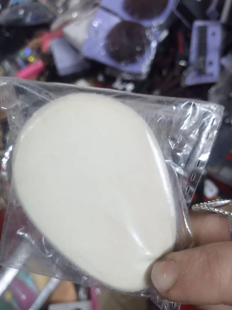 Makeup Sponges 9