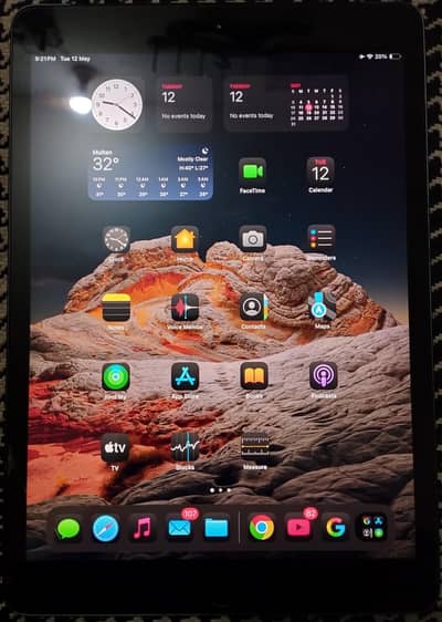 Ipad 7th Gen 32 GB With BOX and 4 Months Sim time