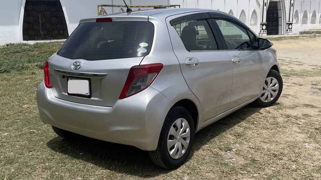 Vitz 2012/15 3