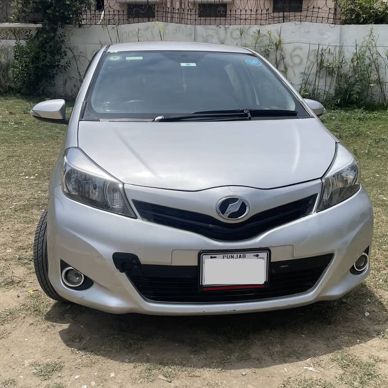 Vitz 2012/15 4