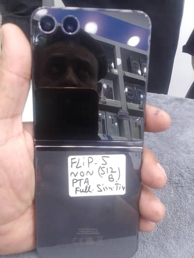 Samsung Flip 5 8 GB 256 GB