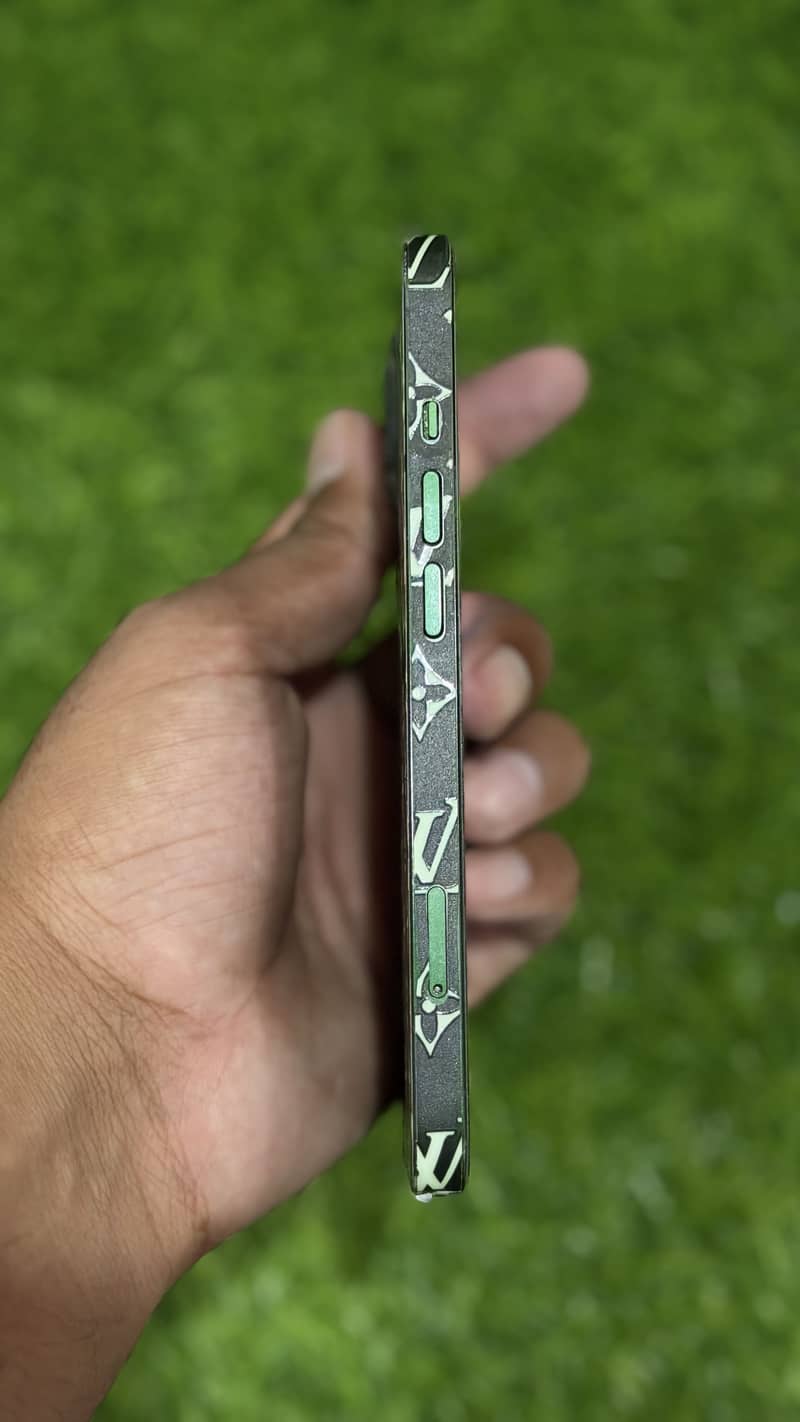Iphone 13 3