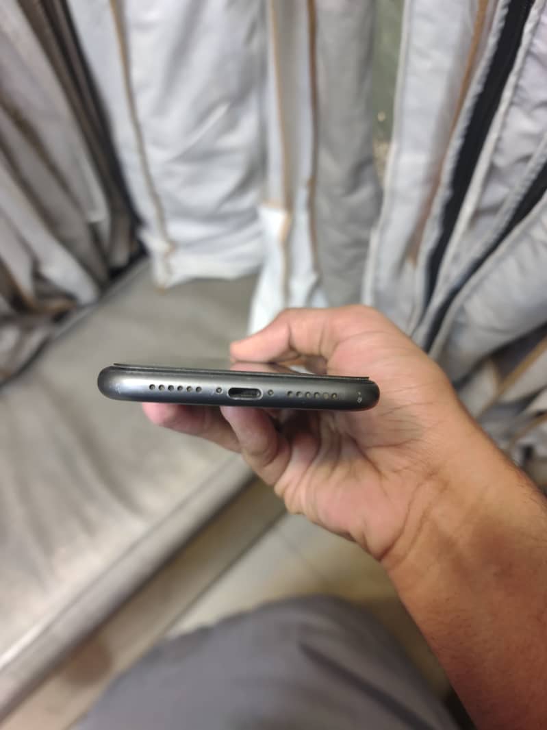 Iphone 11 3