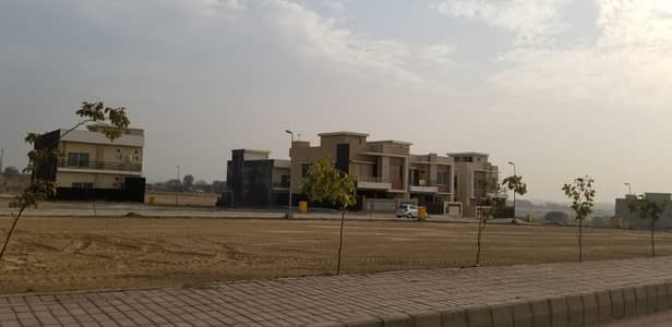 K Block 10 Marla plot in 200 series Near To Park And Masjid Available For Sale