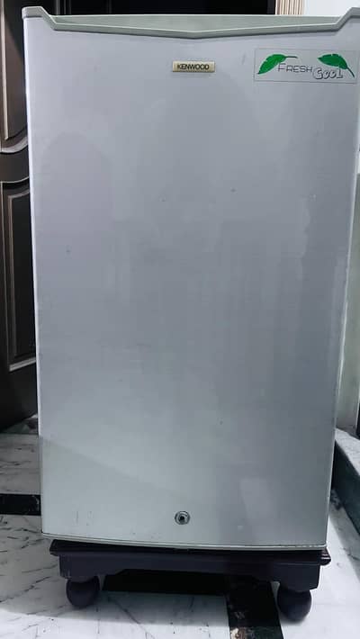 Kenwood mini fridge for sell