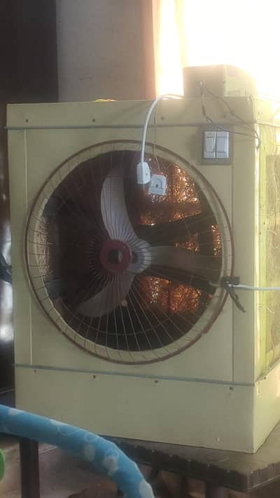 Used Cooler 10/10 Condition Medium Size Air Cooler