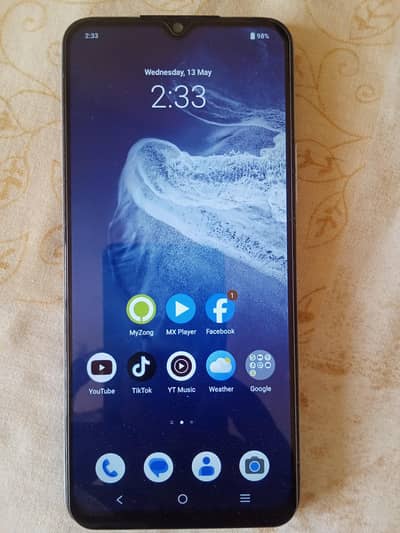 vivo 51s, with box
