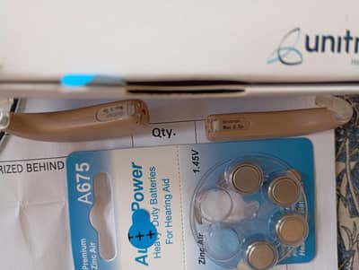 Unitron Hearing Aid Kit / Box