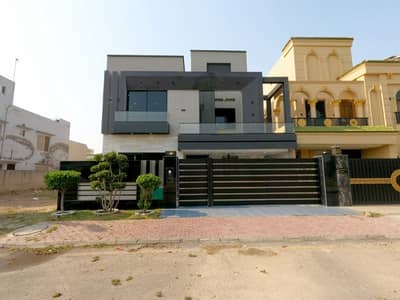 Gorgeous 10 Marla House For Sale Available In Bahria Town - Ghaznavi Block