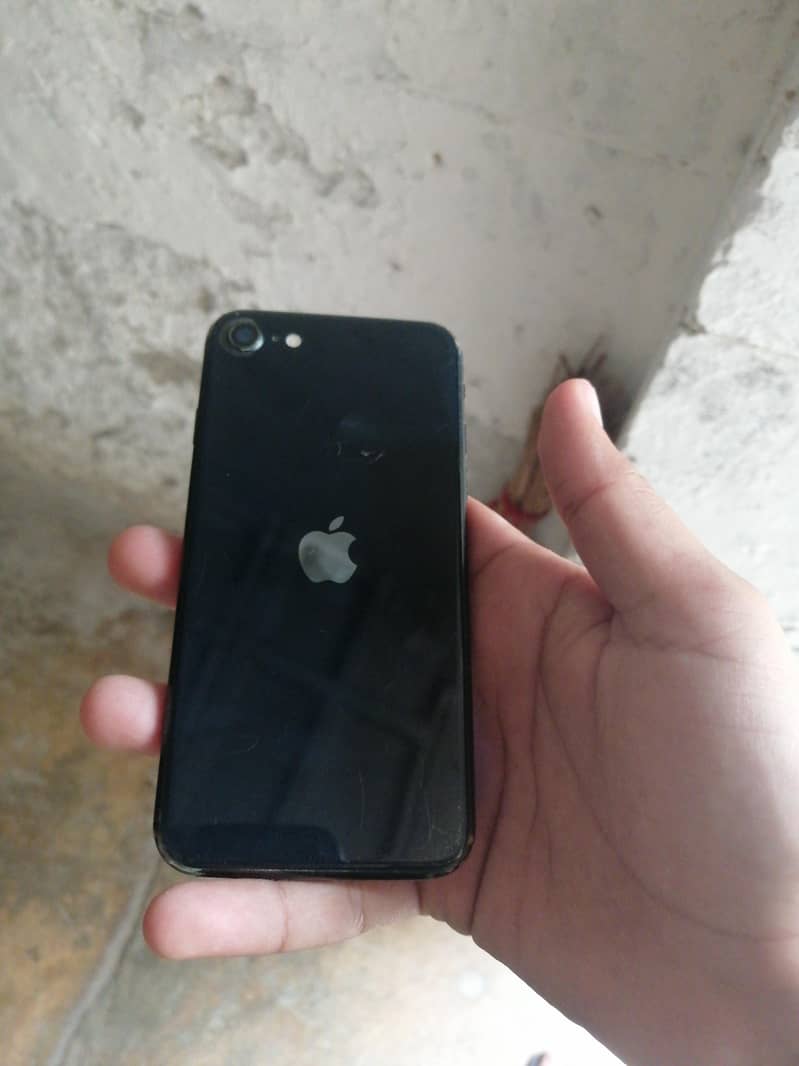 iphone se3 0