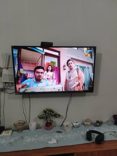 40"LED TV for Sale