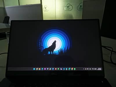 Dell Precision 5530 i9 8th gen with Dell Orgina Fastl Choclate Charger