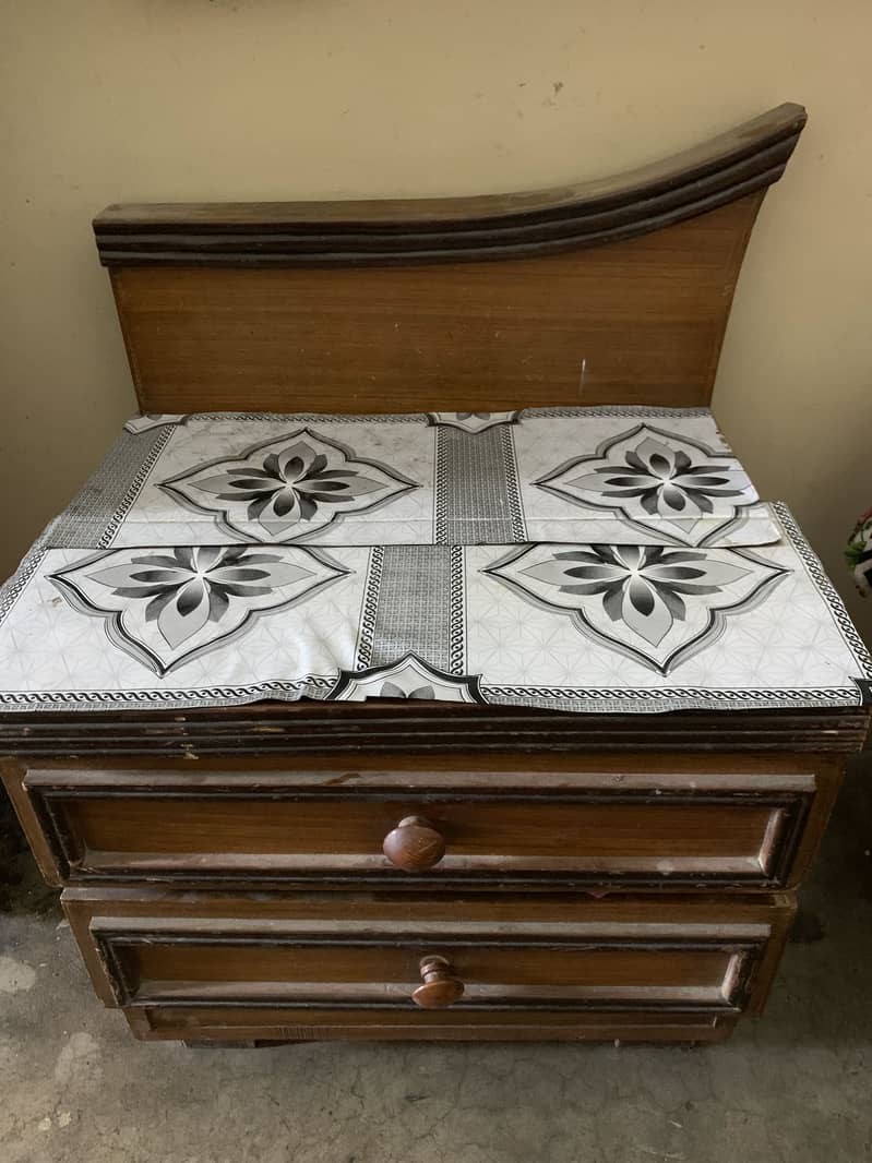 Double bed - good condition 2