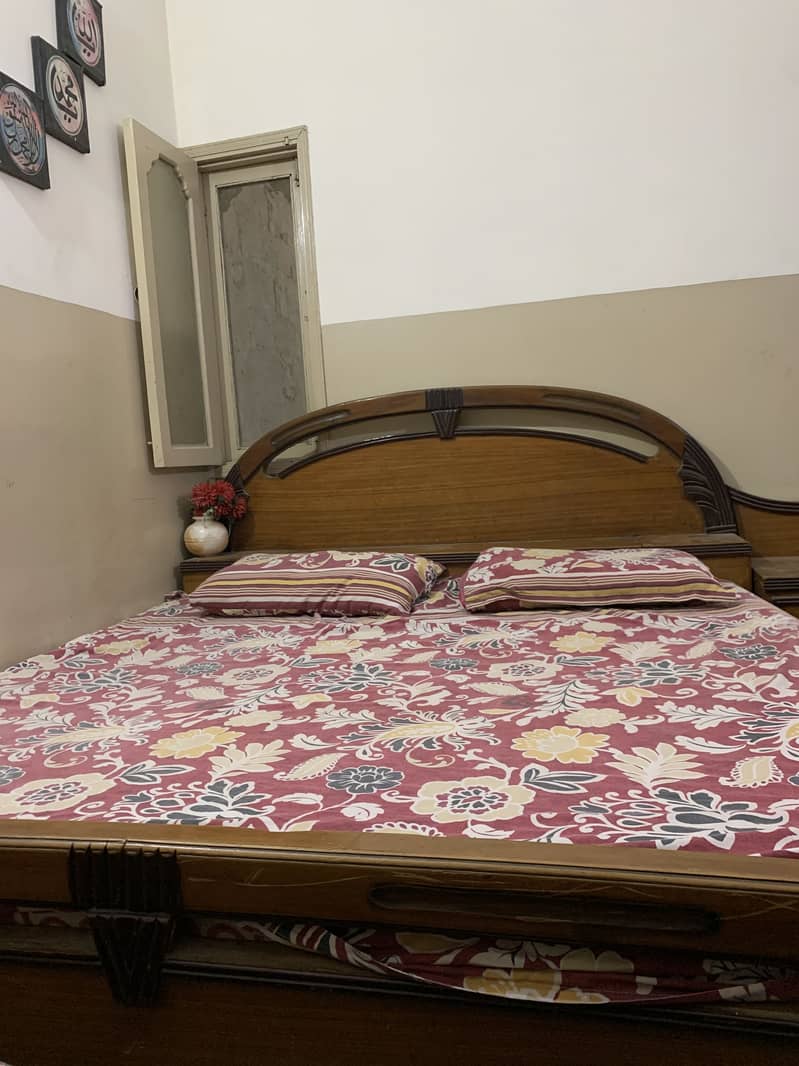 Double bed - good condition 3