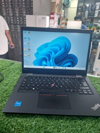 Lenovo thinkpad L13  Core core i5 11th gen
