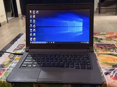 Dell latitude 3350 intel i5 5th generation 8GB Ram 500 GB HDD