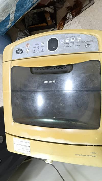 Samsung Fully automatic washer and dryer.