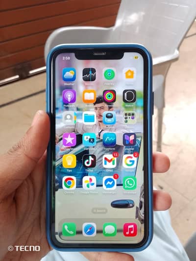 iPhone 11 (JV)