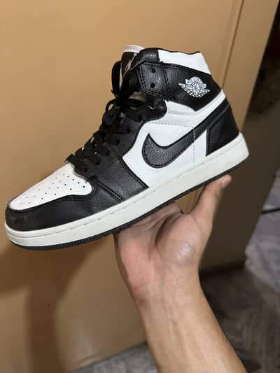 Air Jordan 1 Mid Women