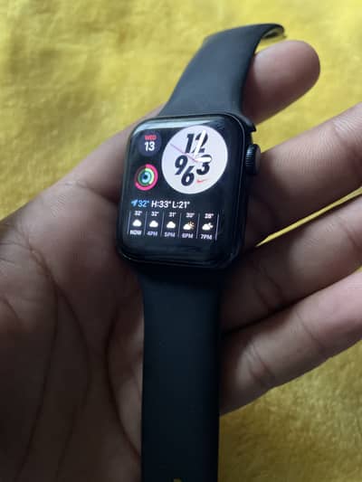Apple Watch SE 2