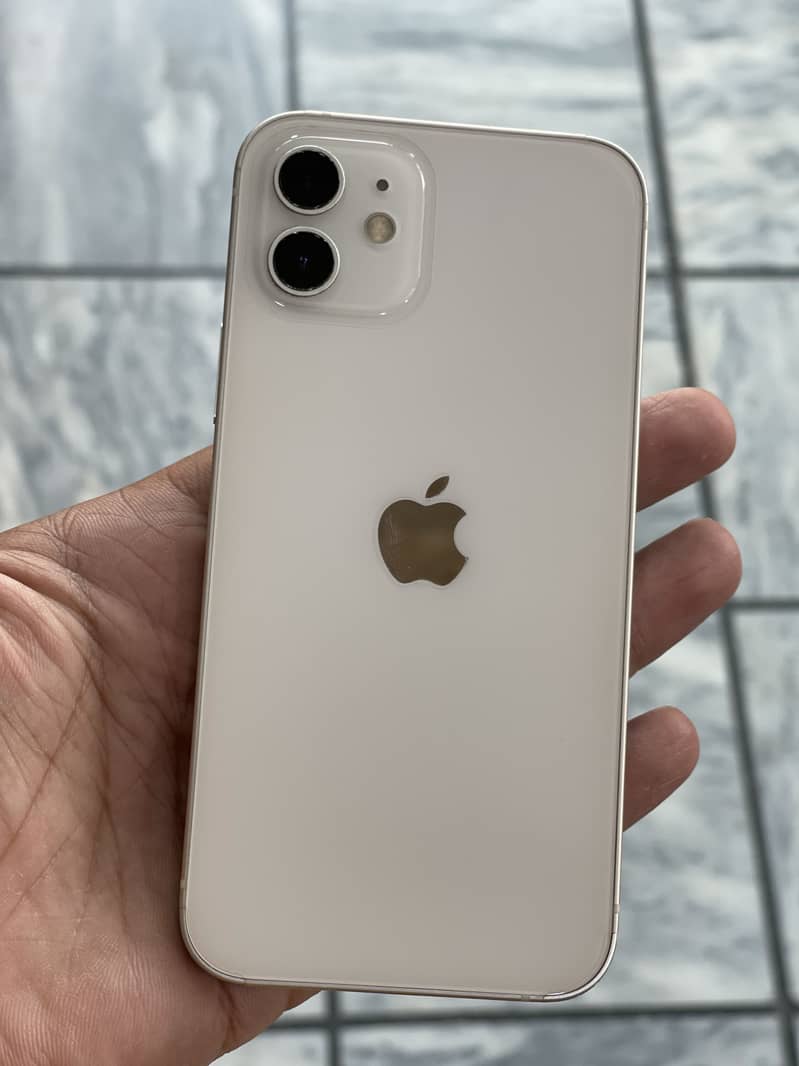 iPhone 12 2