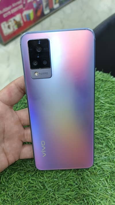 vivo v21 8gb ram 128gb memory 10.10condition complete box