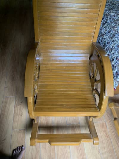 Rocking chair for adults