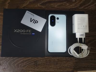 Vivo X200 FE