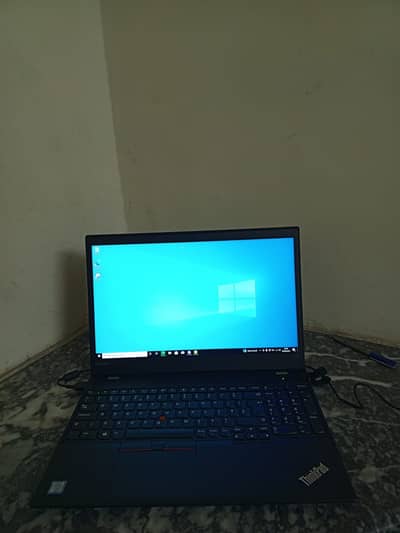 Lenovo P51s 8 Gb RAM 256 GB SSD - 2 Gb GDDR5 Dedicated Graphics Card