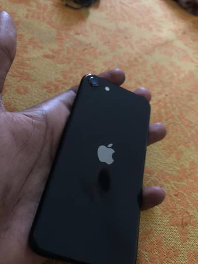 I phone se 2020