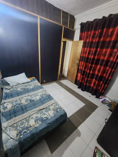 Furnish partition room available in G11/3 with mess for single male