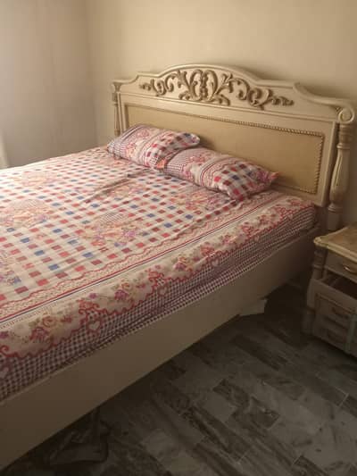 Bedroom set