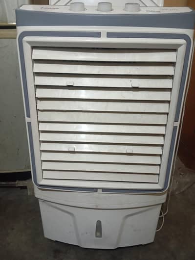 izone cooler with ice pad