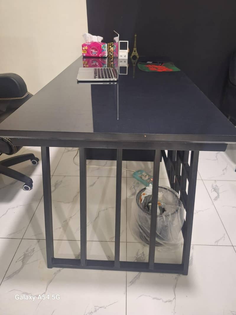 Executive Office Table 1