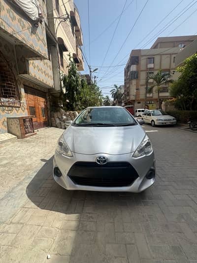 Toyota Aqua 2015