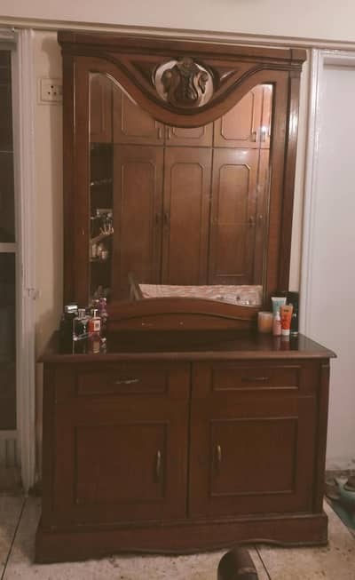 Dressing Table Urgent Sale