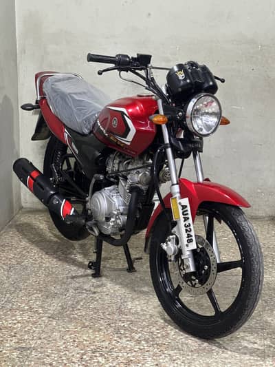 Yamaha yb125z dx 2024 model ( low millage )