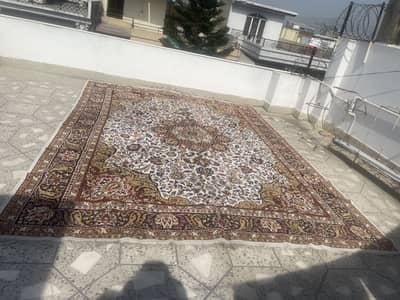 Beautiful handmade eclectic woolen carpet