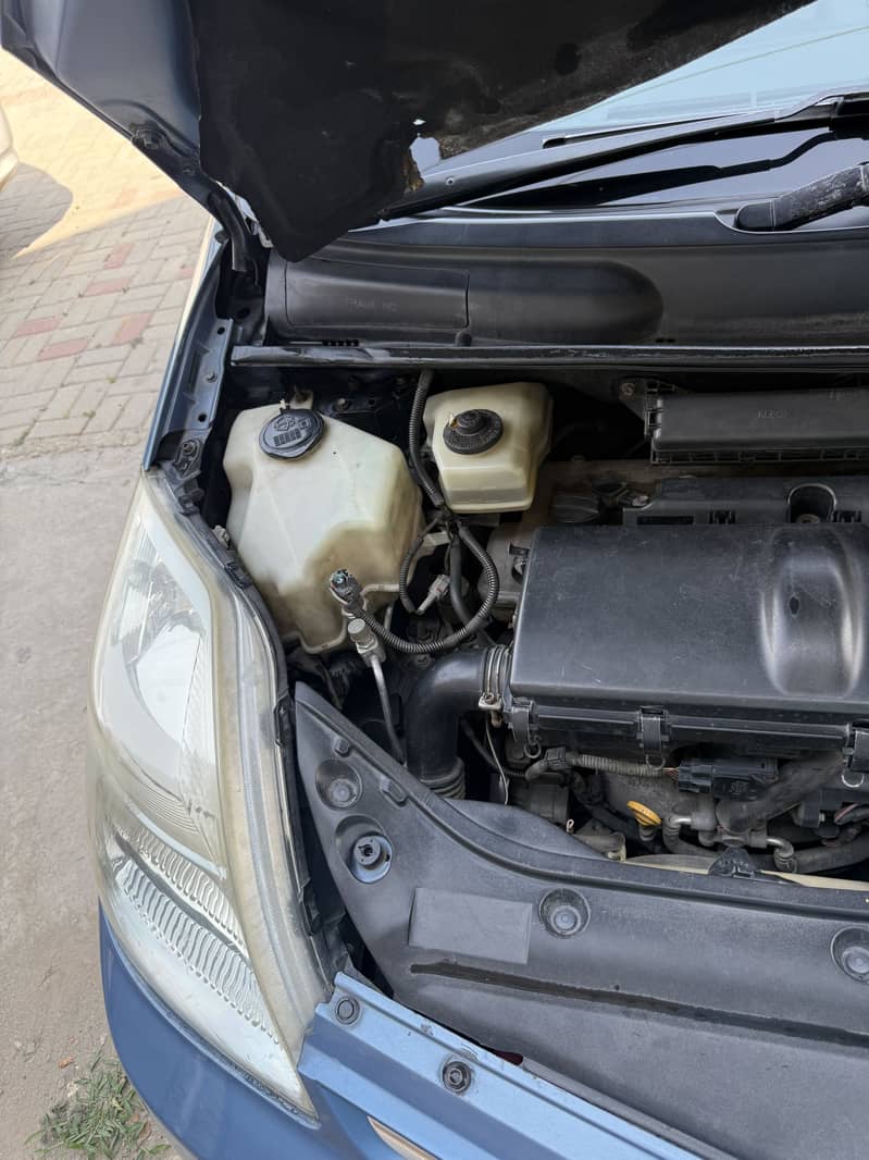 Prius 5