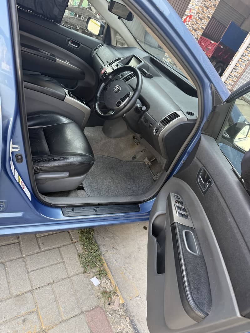Prius 7