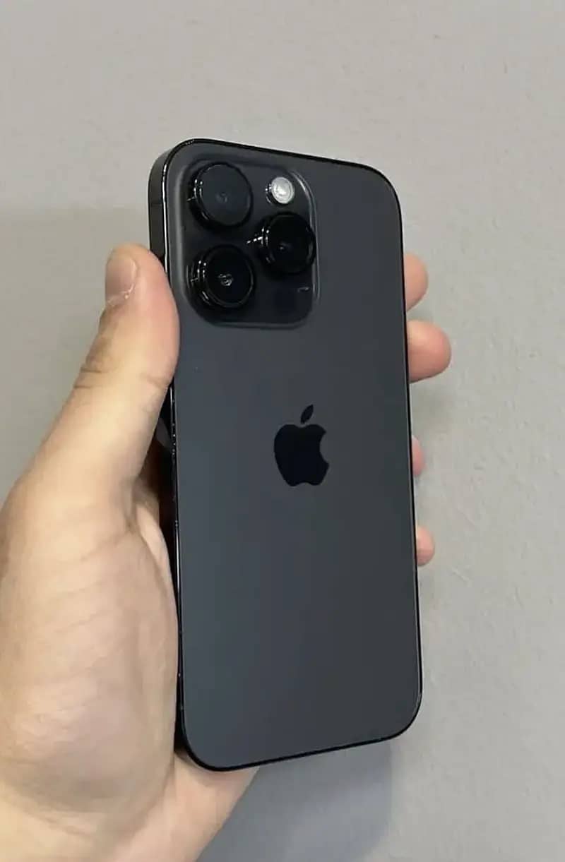 iPhone 14 Pro 0