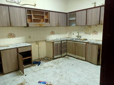 three bed dd first floor portion for rent in johar