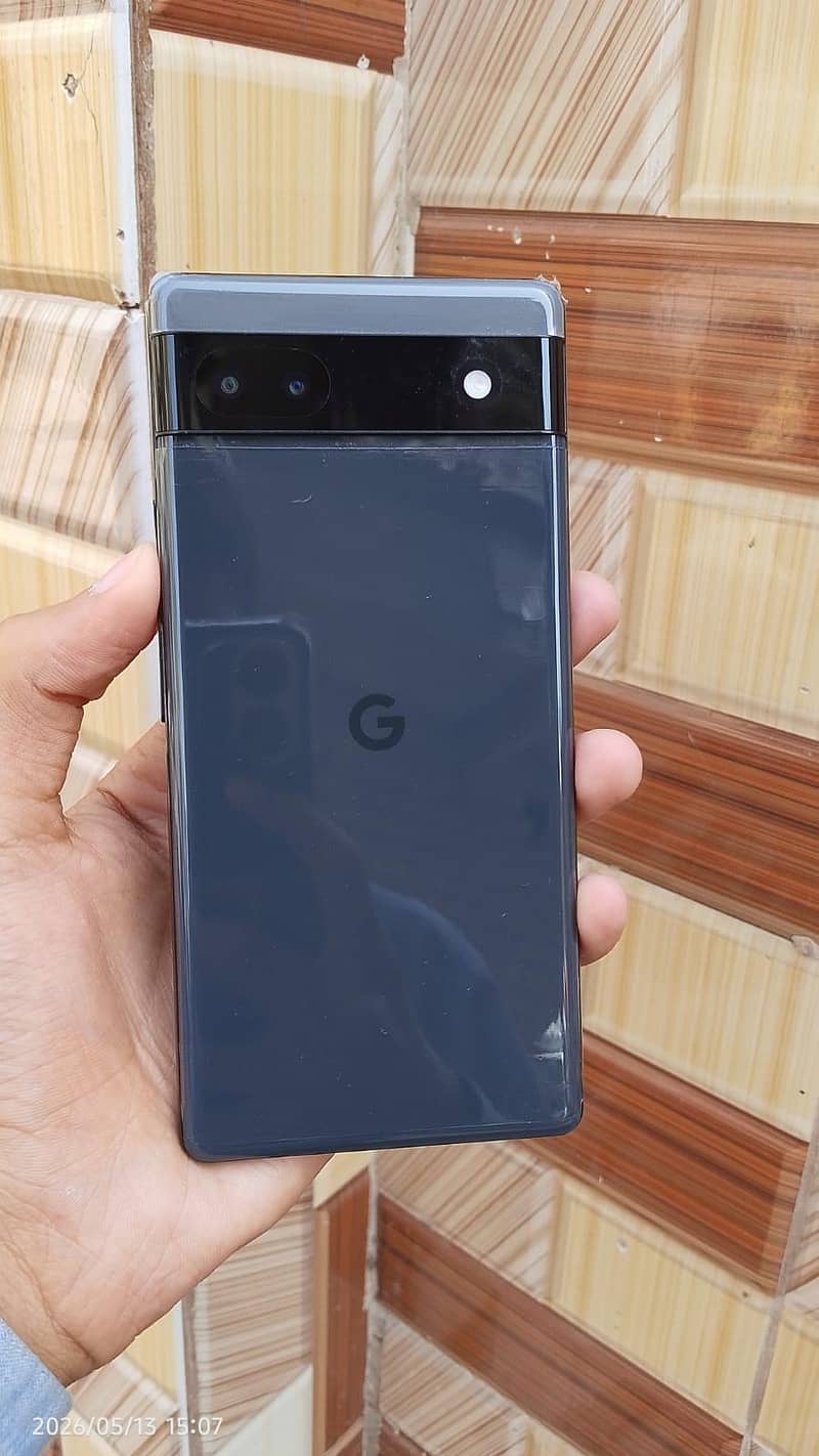 Google Pixel 6A 11