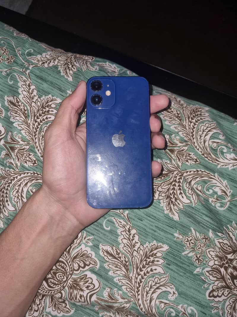 iPhone 0