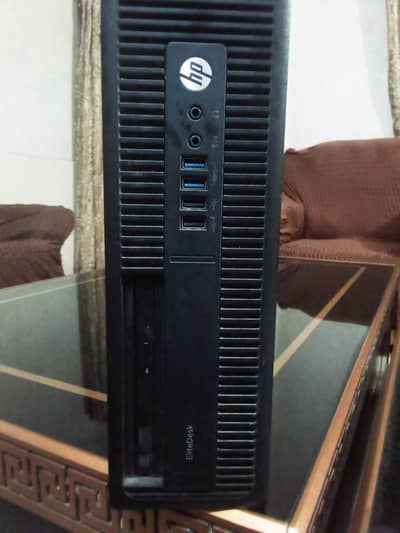HP EliteDesk-AMD Radeon R7 450 with AMD PRO-A10 8770 Series-DDR4 20GB