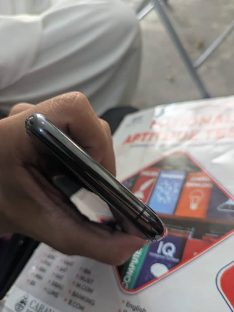 Iphone xs 3