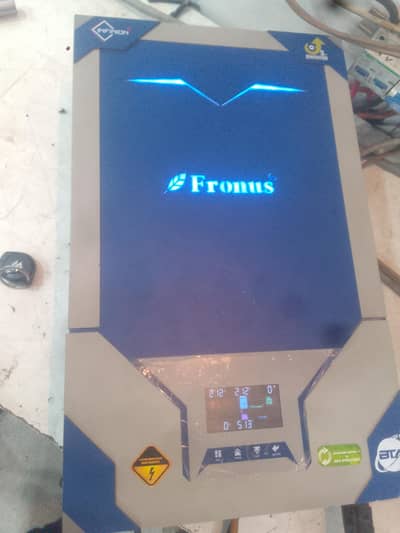 fronuss pv 7000 hybrid invater good working 48 volt